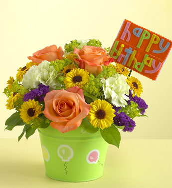 Happy Birthday With Flower Bouquet !